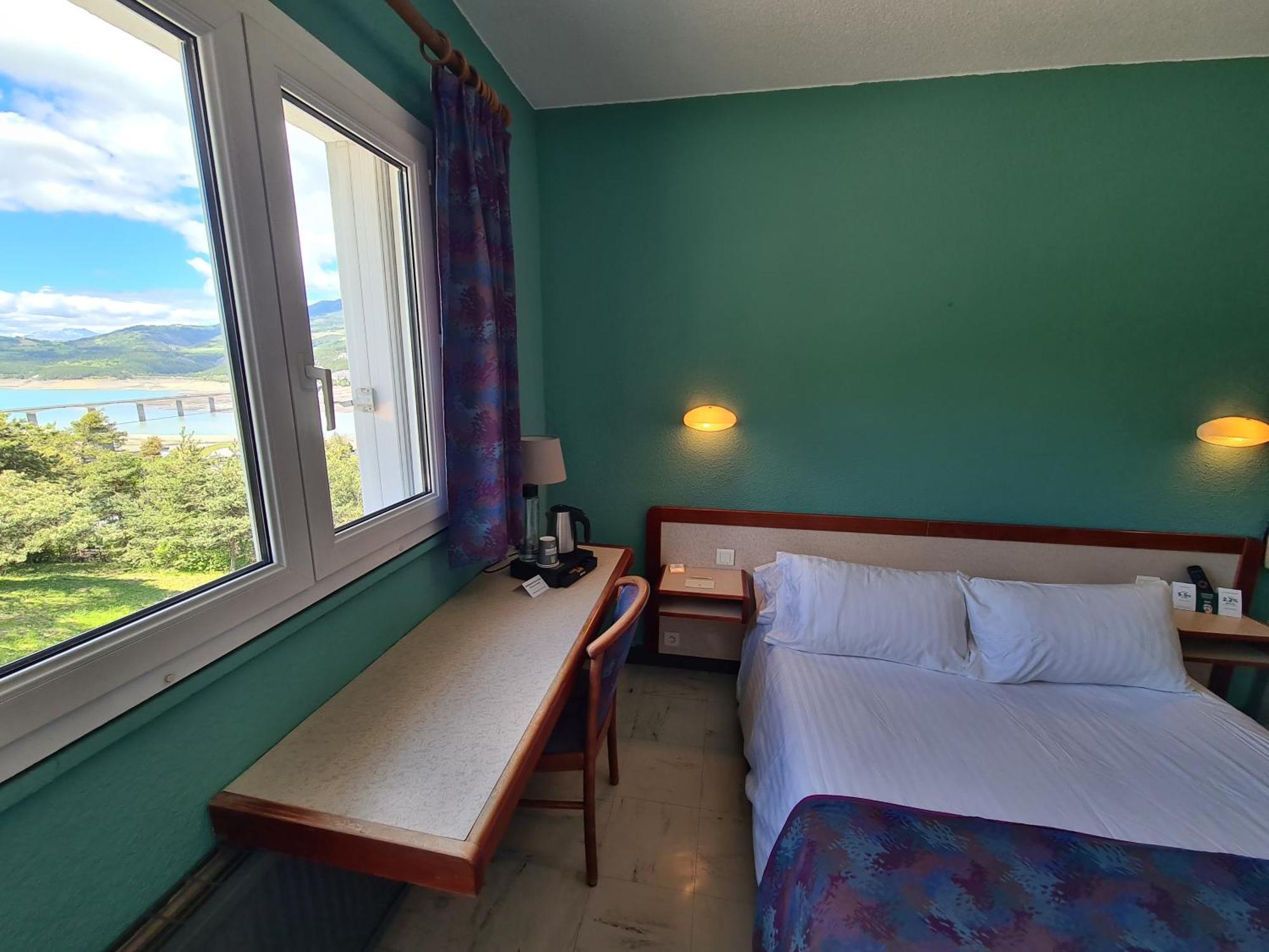 Logis Hotel Eden Lac Savines Exterior photo
